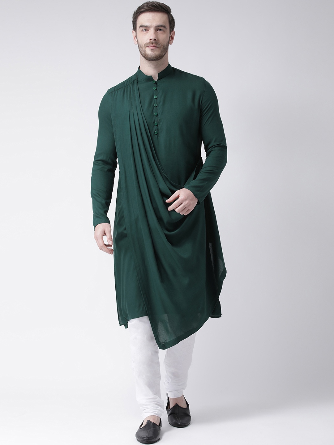 

DEYANN Men Green Solid Straight Kurta With Attached Drape