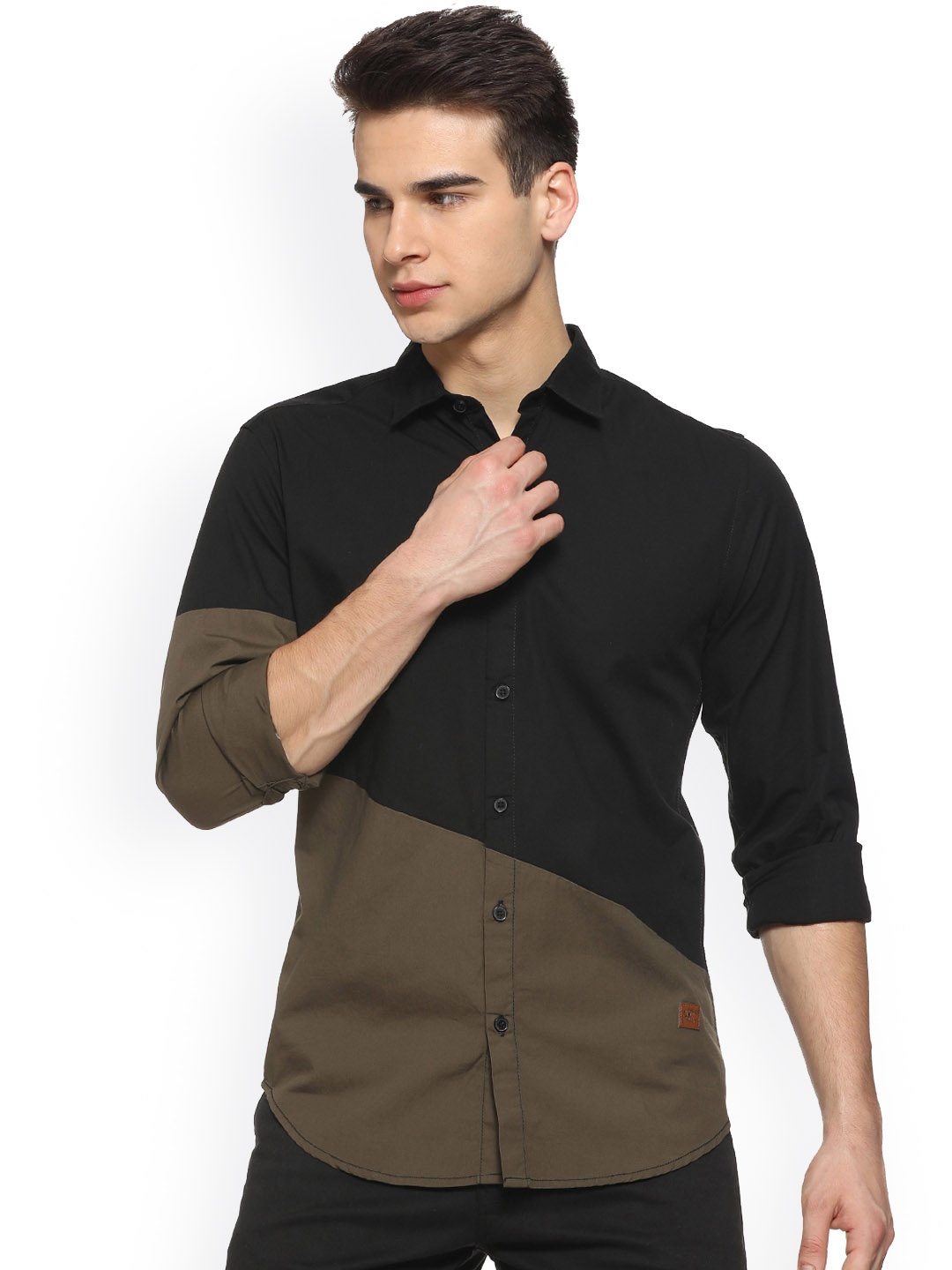 

Campus Sutra Men Black & Olive Green Regular Fit Colourblocked Casual Shirt