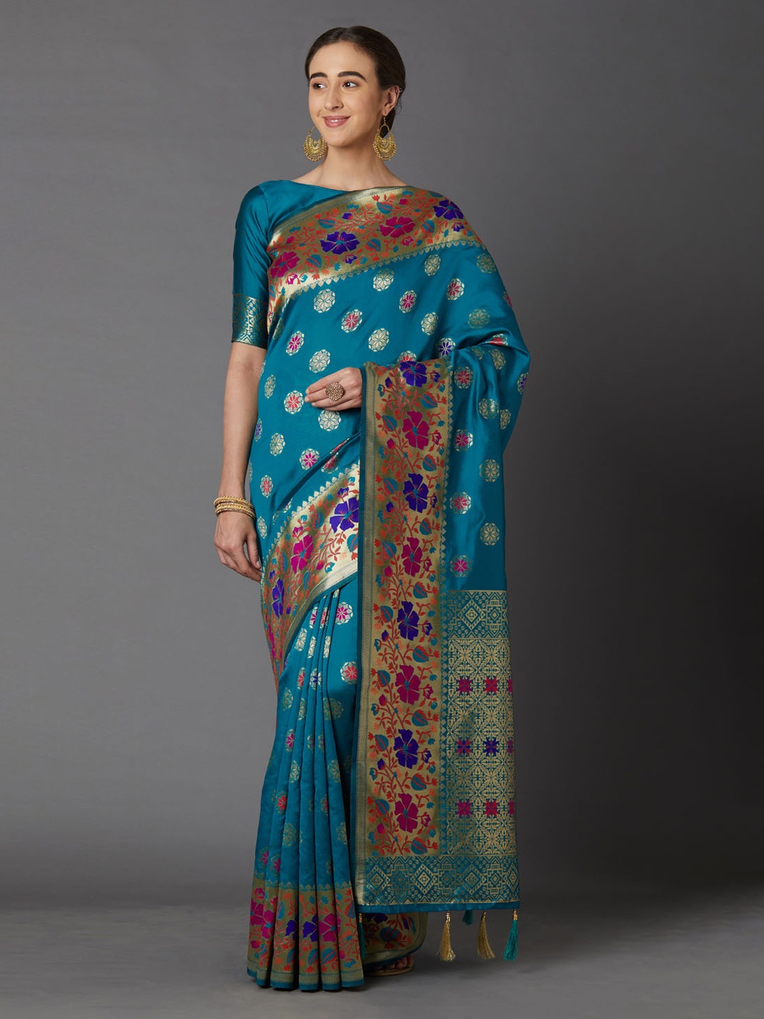 

Mitera Turquoise Blue & Gold-Toned Silk Blend Woven Design Kanjeevaram Saree