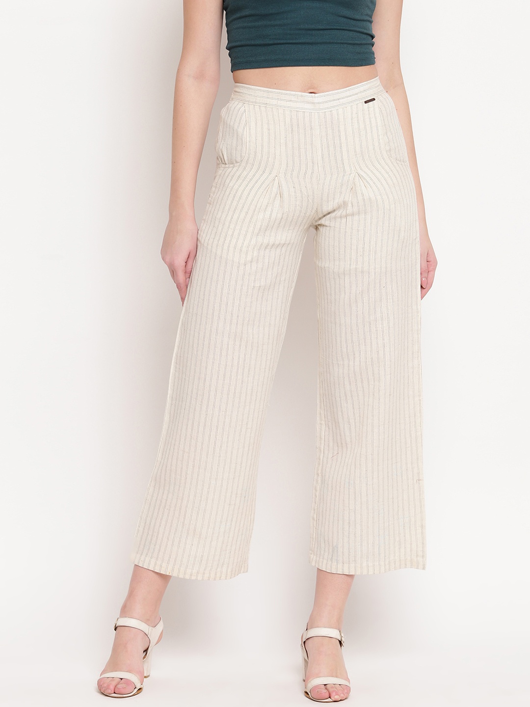

Kvsfab Women Off-White Regular Fit Striped Culottes