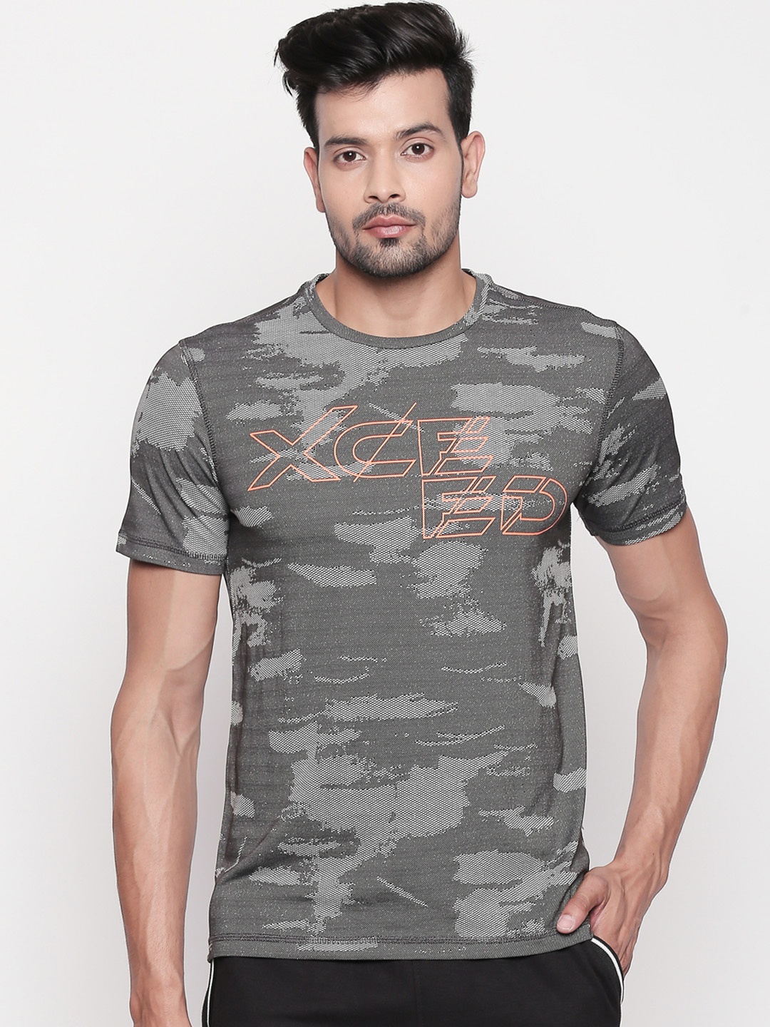 

Ajile by Pantaloons Men Grey Printed Round Neck T-shirt