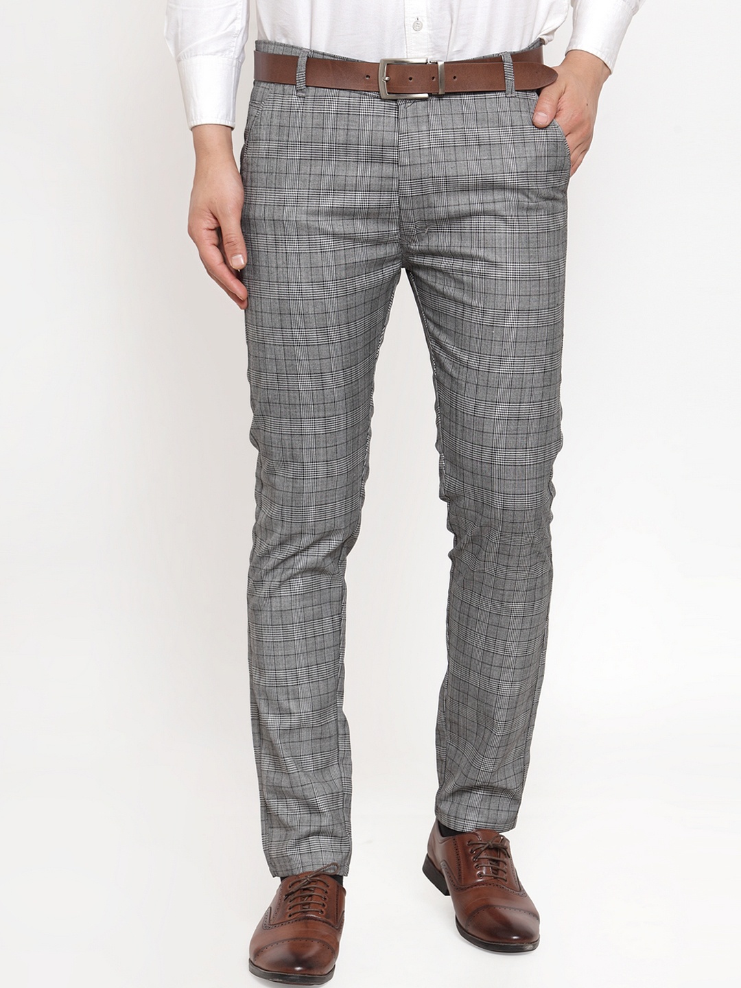 

JAINISH Men Grey & White Smart Slim Fit Checked Regular Trousers