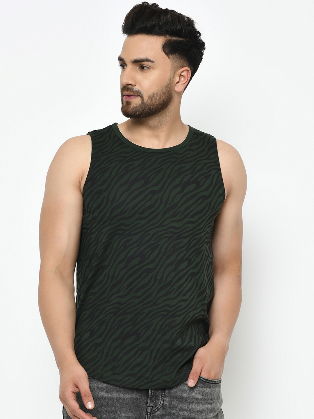 

Rigo Men Green & Black Zebra Print Round Neck Cotton T-Shirt