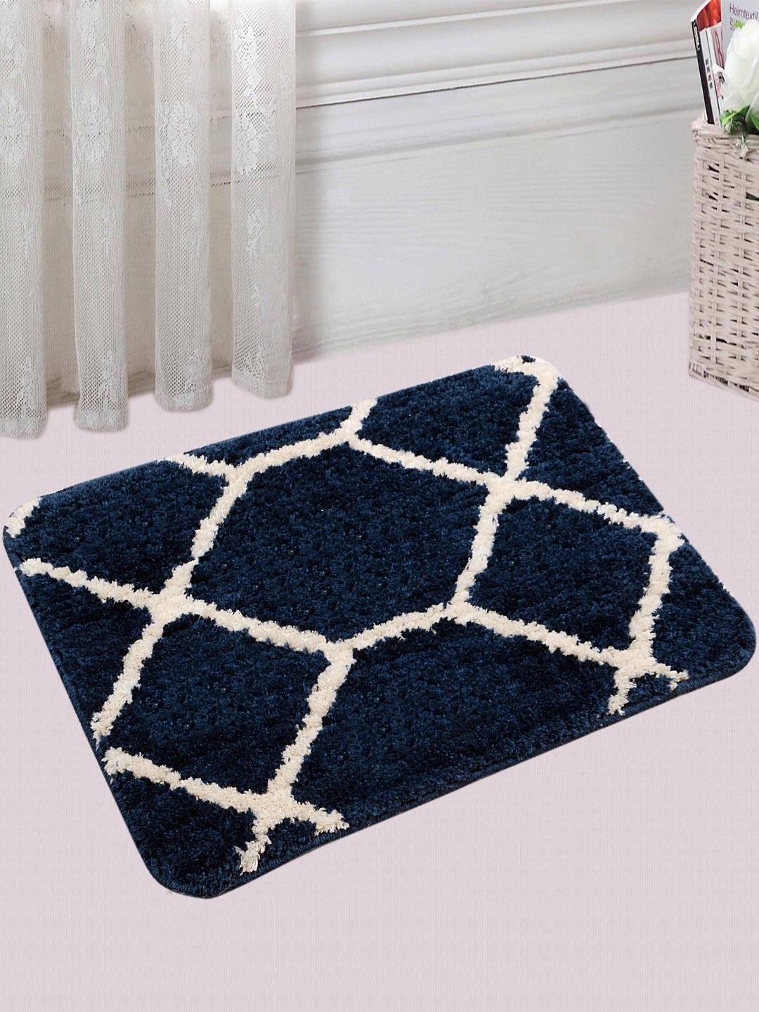 

Saral Home Navy Blue & Cream-Coloured Anti Slip Microfibre Bath Mat