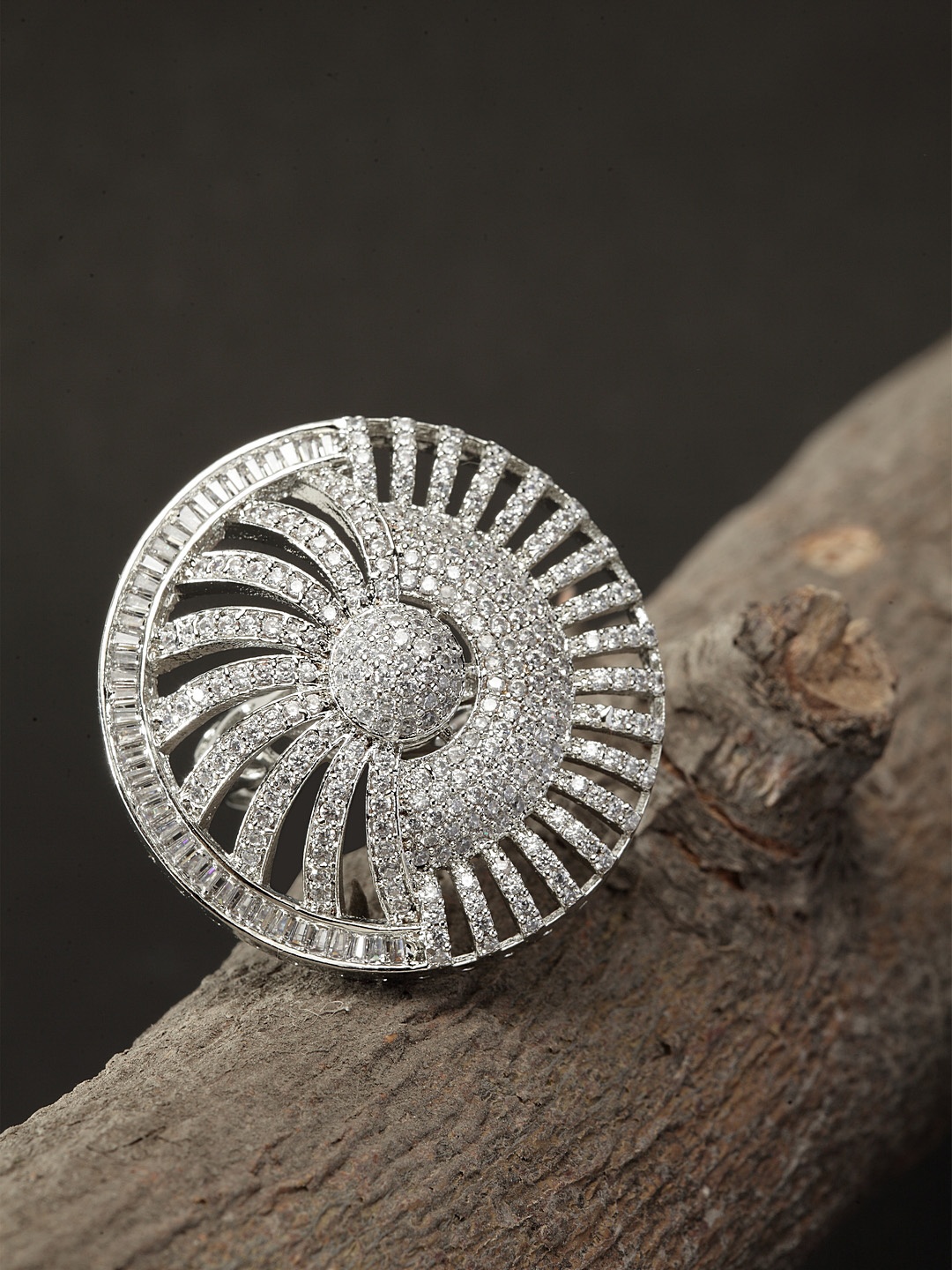 

Bhana Fashion Silver-Plated & White Finger Ring