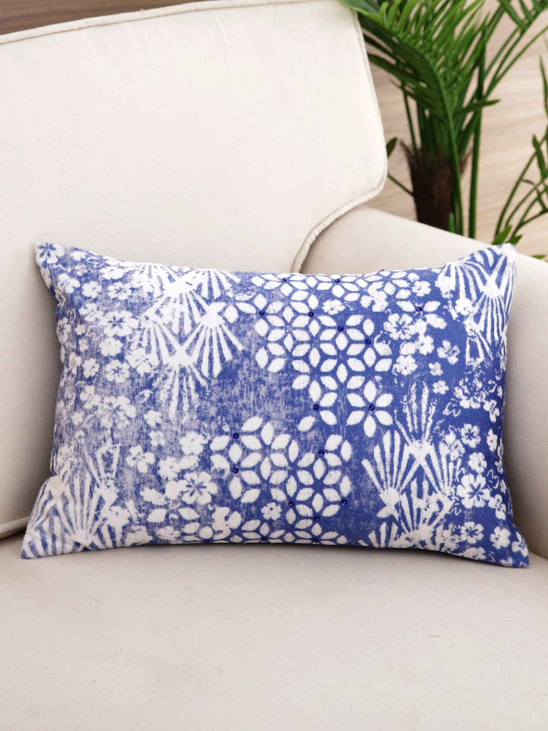 

Pure Home and Living Blue & White Single Floral Rectangle Cushion Cover