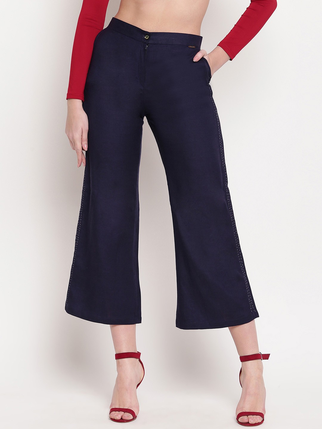 

Kvsfab Women Navy Blue Regular Fit Solid Culottes