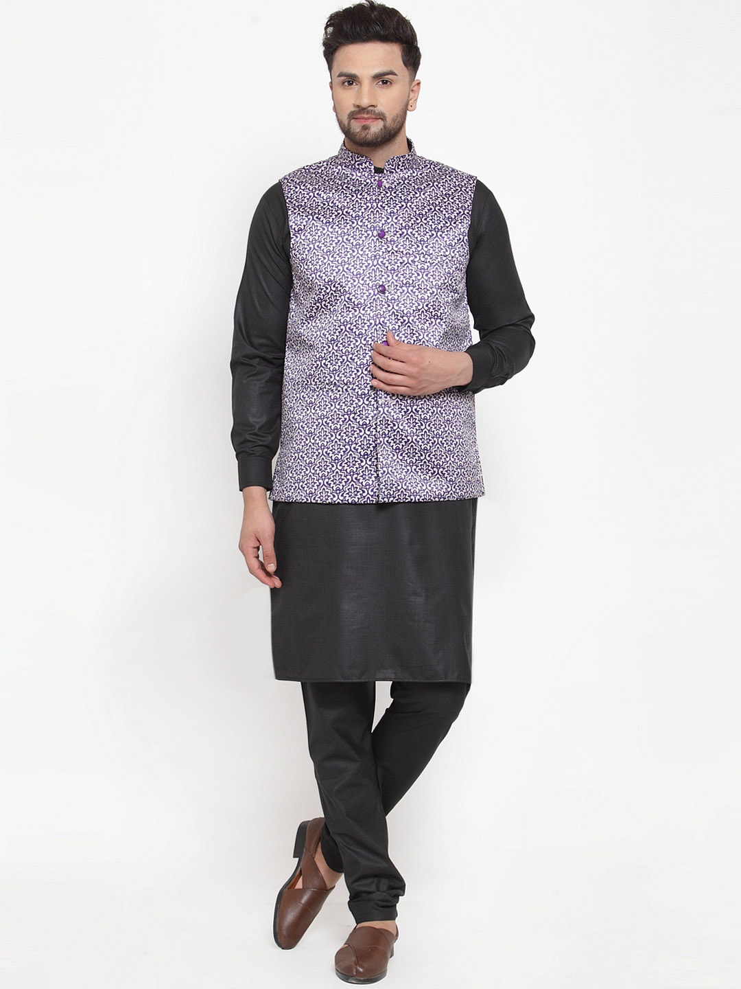 Jompers Men Purple & Black Printed Kurta with Churidar