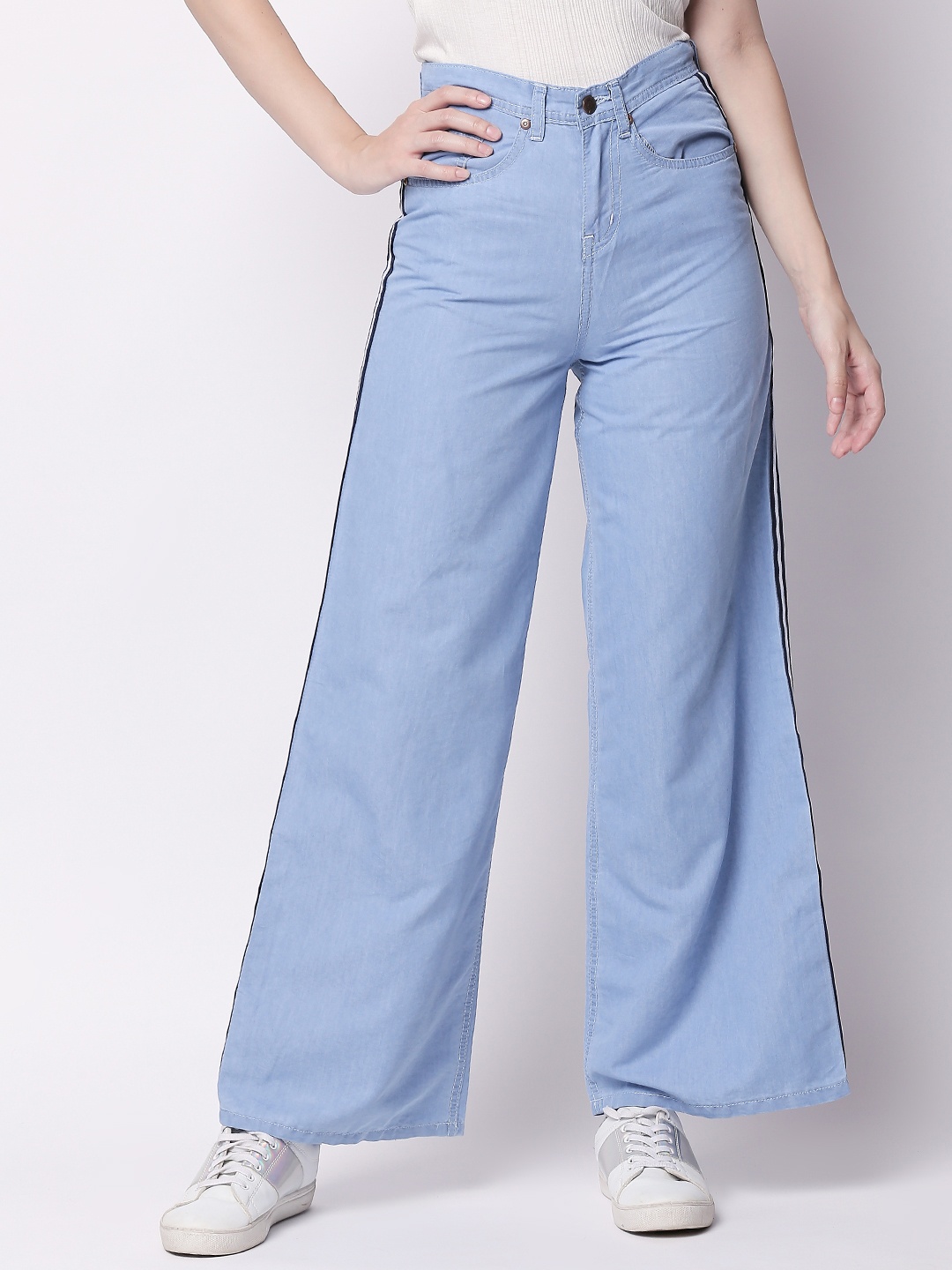 

High Star Women Blue Flared High-Rise Clean Look Jeans