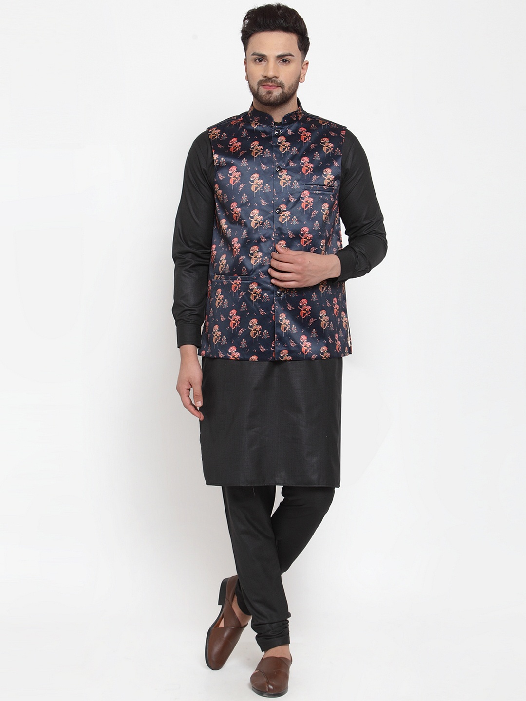 

Jompers Men Navy Blue & Black Printed Kurta & Churidar with Nehru Jacket