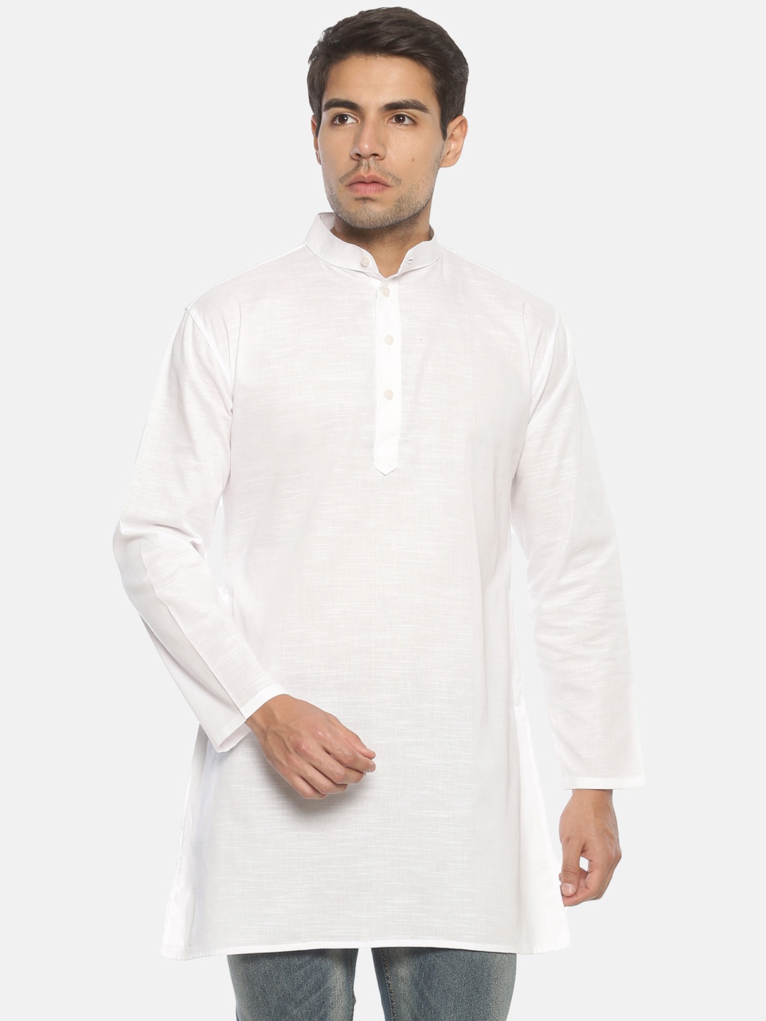 

Sethukrishna Men White Solid Straight Kurta