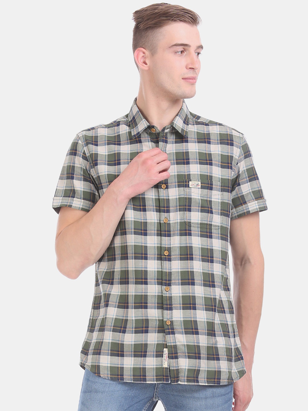 

U.S. Polo Assn. Denim Co. Men Green & Off-White Regular Fit Checked Casual Shirt