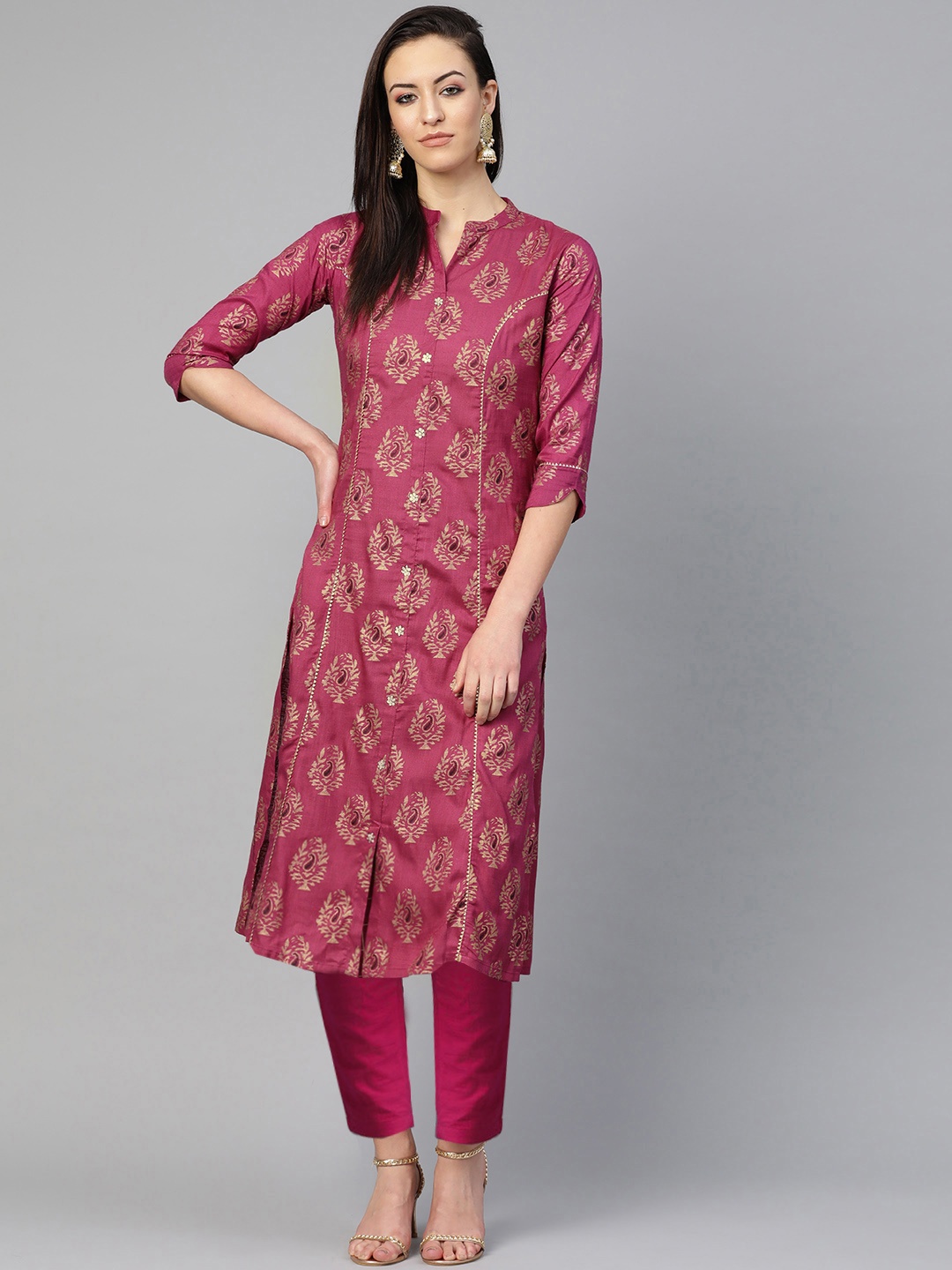 

Ishin Women Purple Printed Straight Kurta