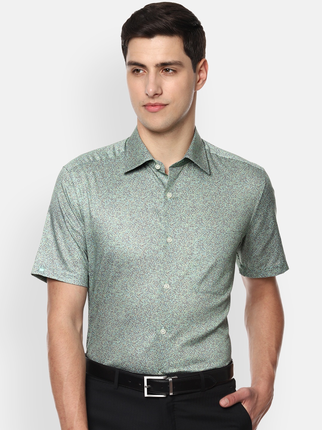 

Louis Philippe Men Green Regular Fit Printed Formal Shirt
