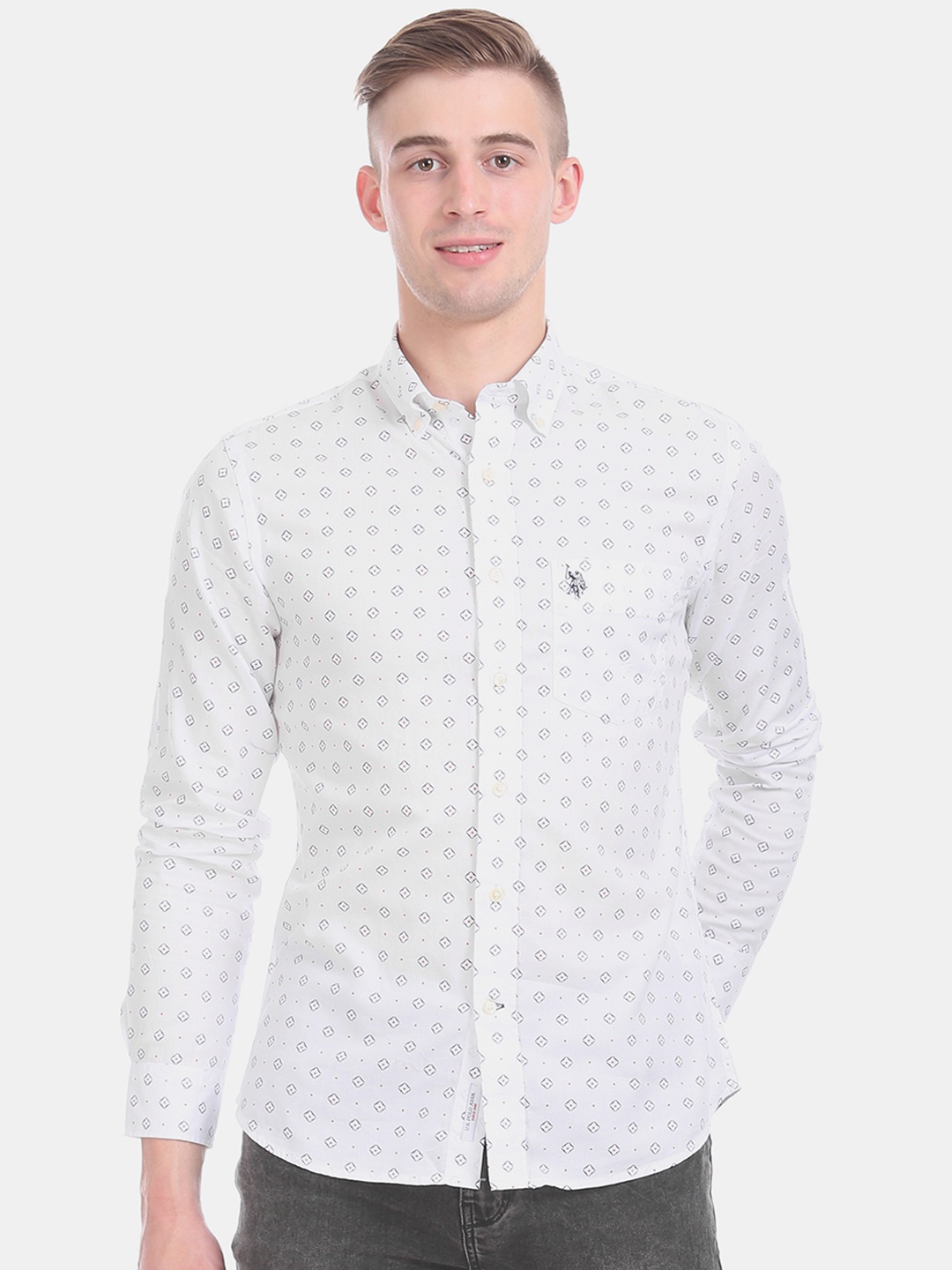 

U.S. Polo Assn. Men White & Blue Regular Fit Printed Casual Shirt