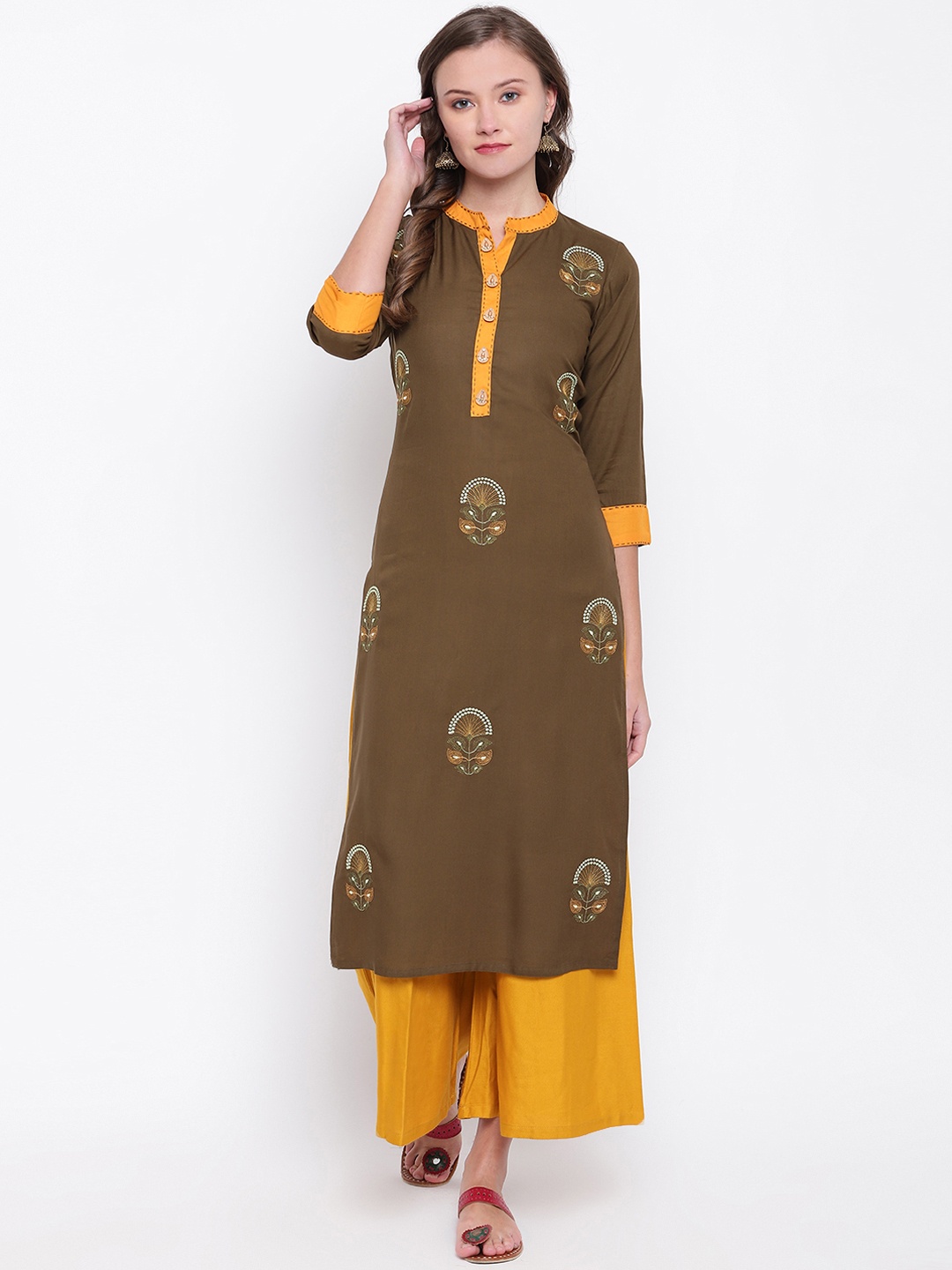 

Vbuyz Women Olive Green Embroidered Kurta with Palazzos