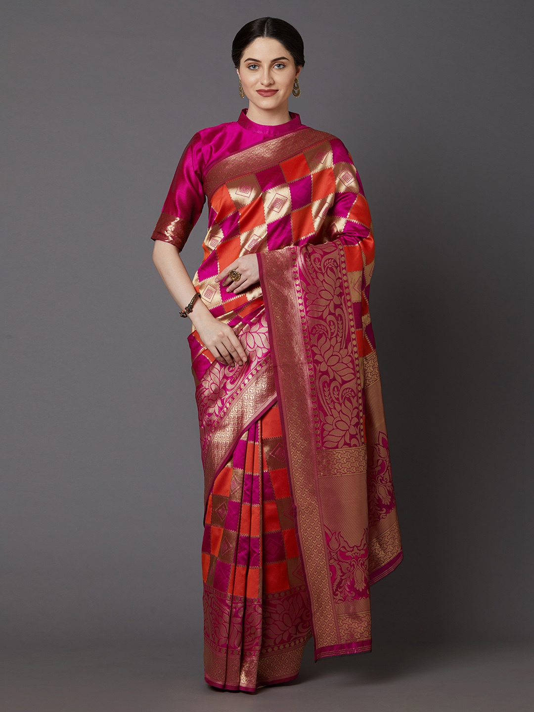

Mitera Pink & Golden Silk Blend Woven Design Banarasi Saree
