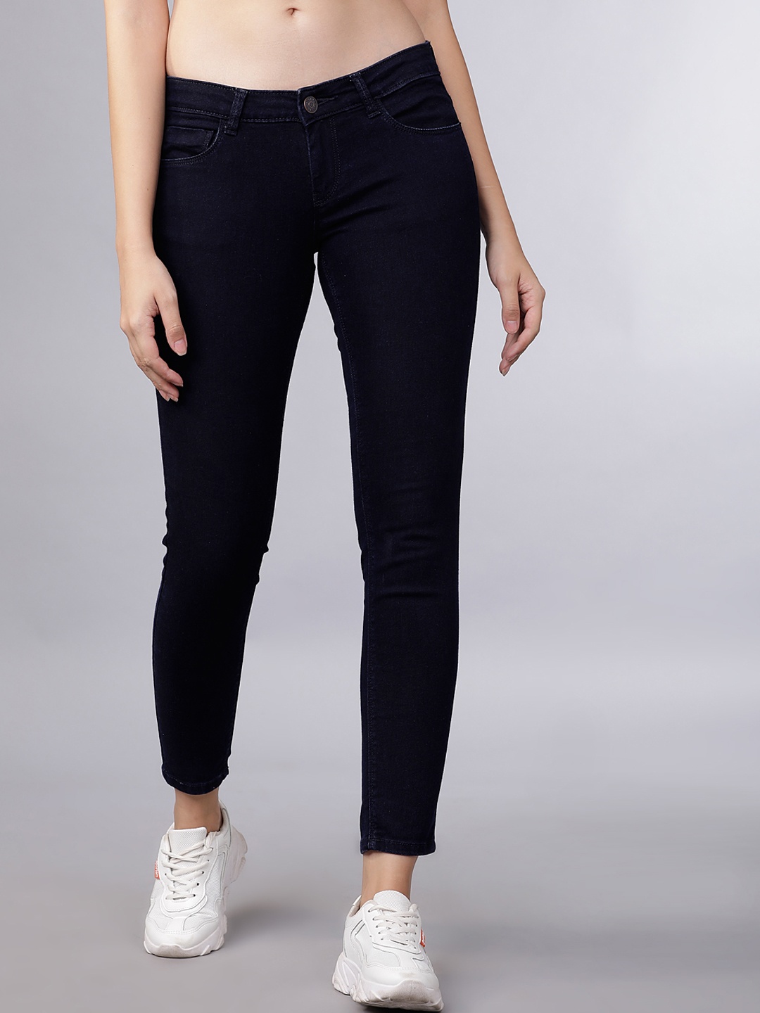 

Tokyo Talkies Women Navy Blue Slim Fit Mid-Rise Clean Look Stretchable Jeans