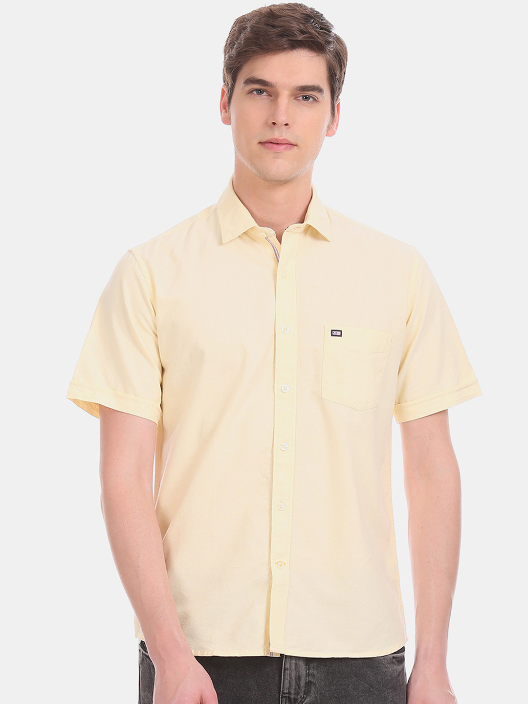 

Arrow Sport Men Yellow Regular Fit Solid Casual Shirt