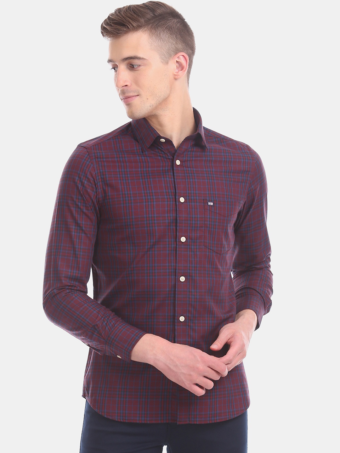 

Arrow Sport Men Burgundy & Blue Slim Fit Checked Casual Shirt