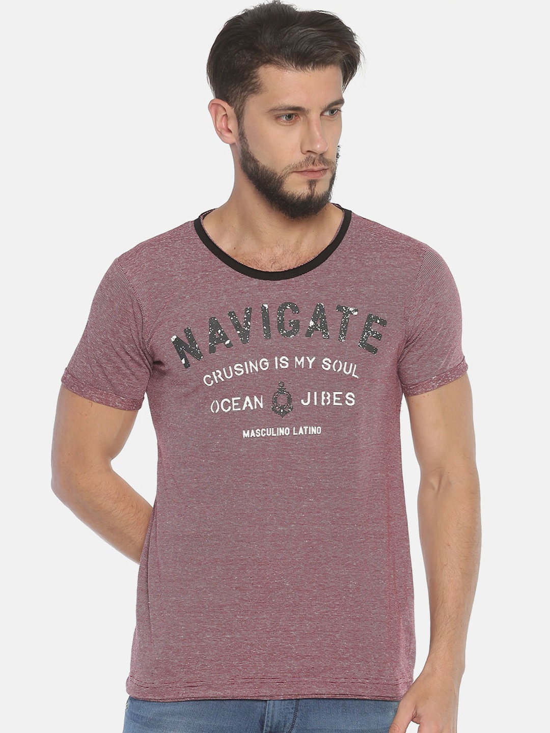 

Masculino Latino Men Maroon Printed Round Neck T-shirt