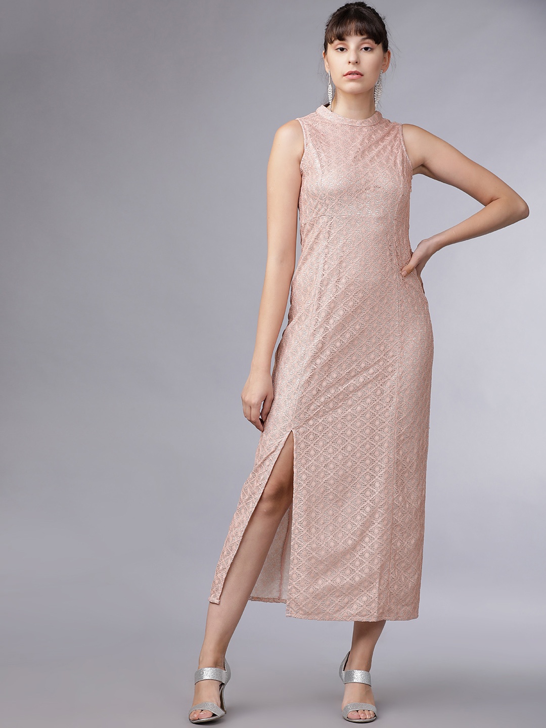 

Tokyo Talkies Women Peach-Coloured Self Design Fit and Flare Dress