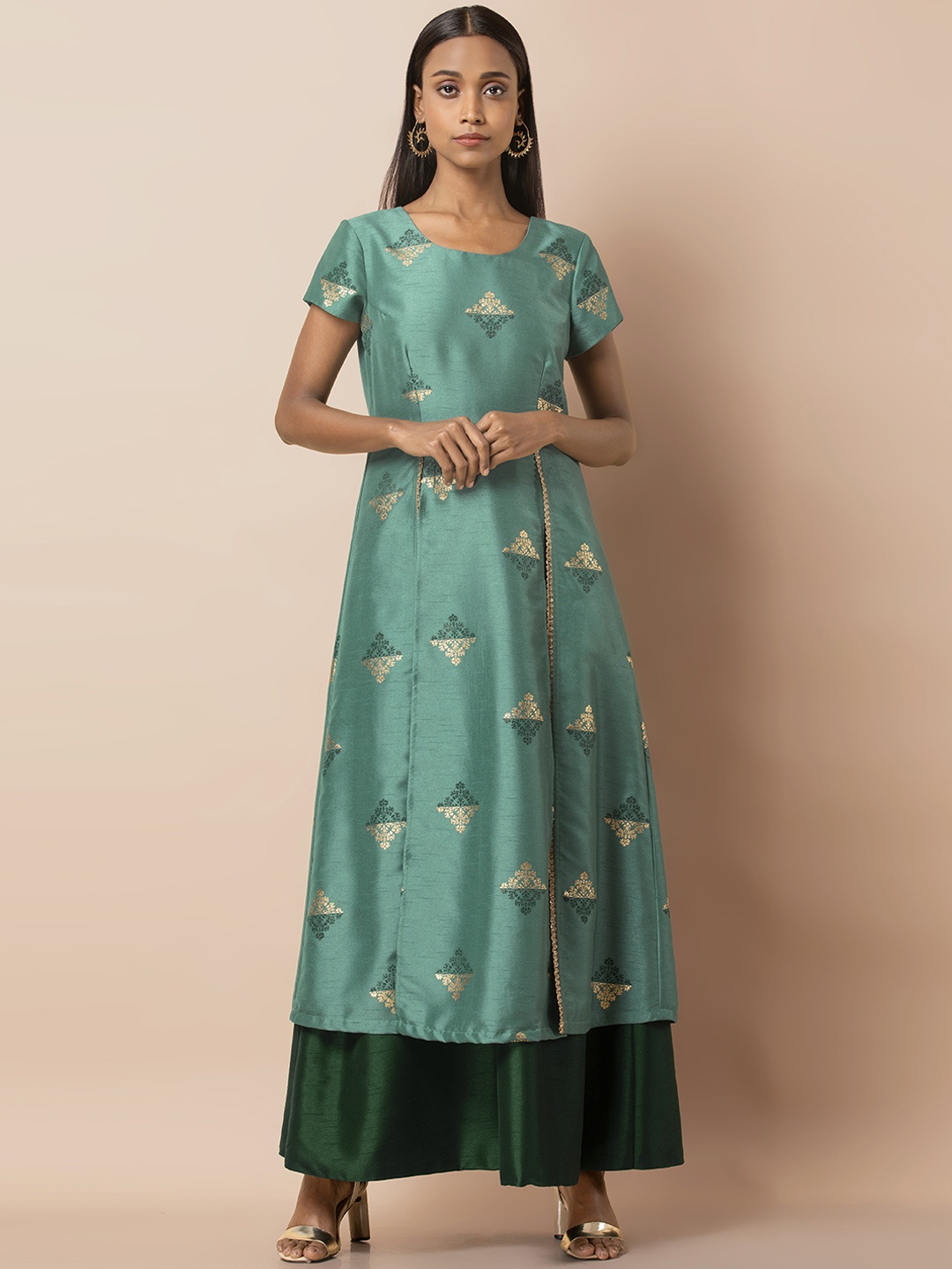 

INDYA Women Green Layered Embellished Double Slit Kurta