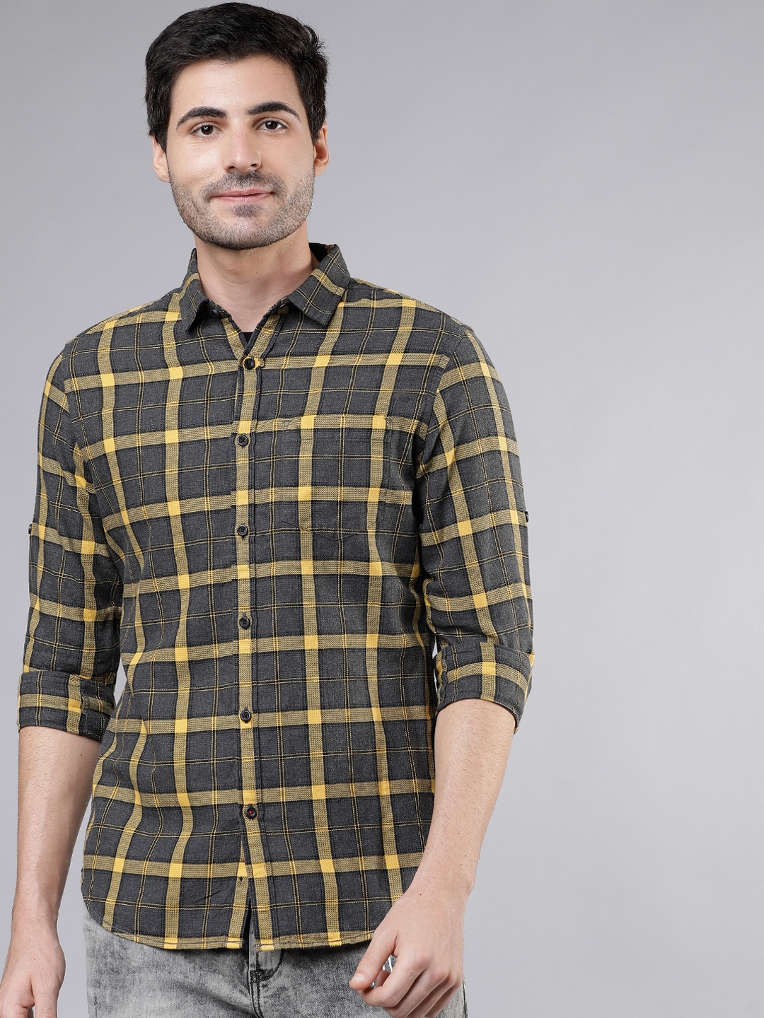 

LOCOMOTIVE Men Grey & Yellow Slim Fit Checked Casual Shirt