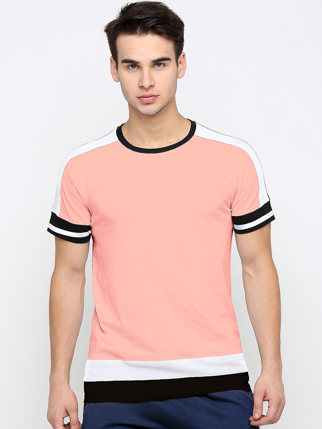 

Maniac Men Peach-Coloured & White Colourblocked Round Neck T-shirt