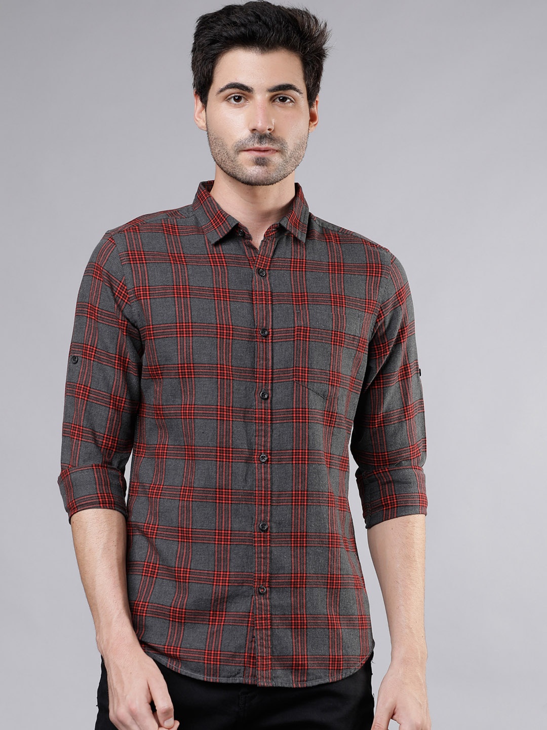 

LOCOMOTIVE Men Grey & Red Slim Fit Checked Casual Shirt