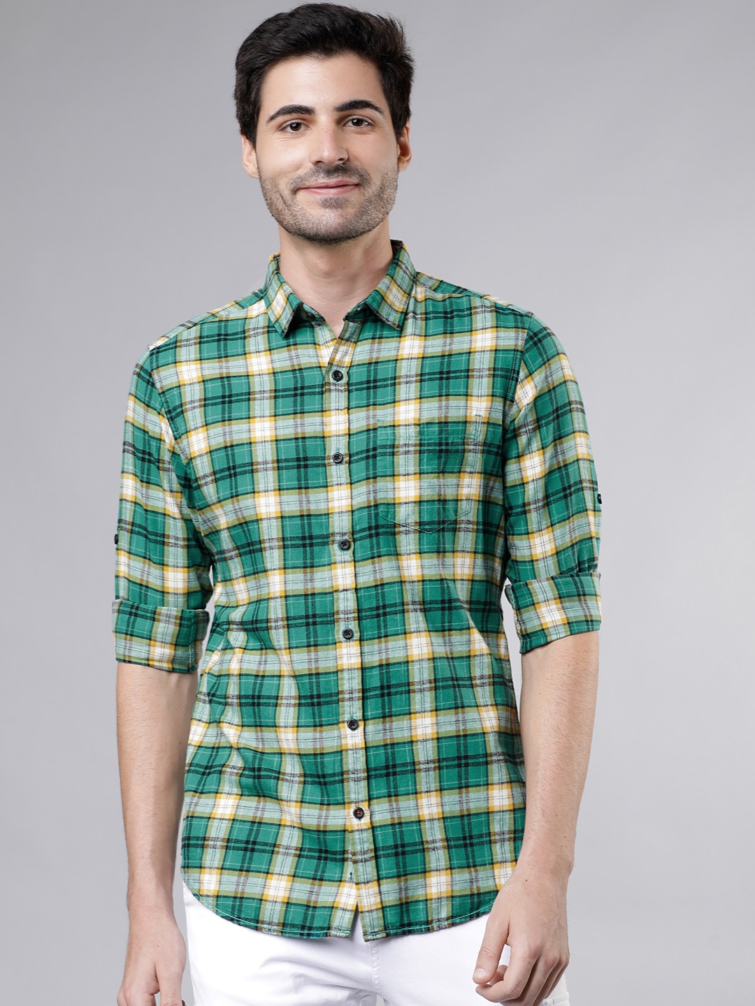 LOCOMOTIVE Men Green & Black Slim Fit Checked Casual Shirt