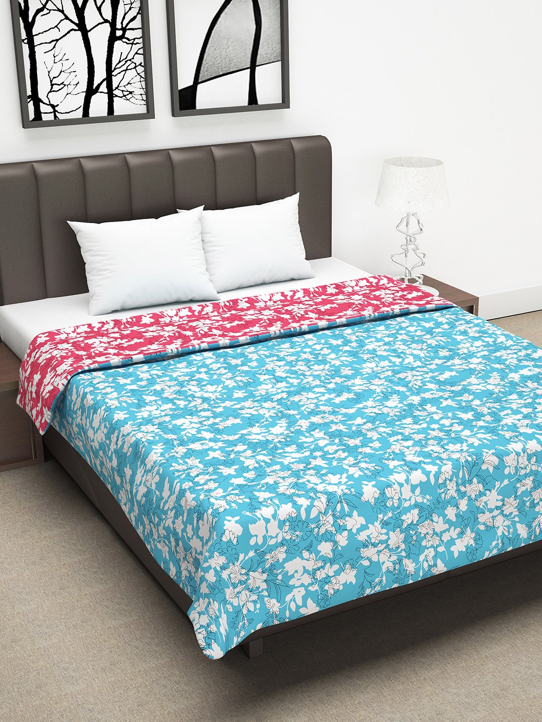 

Divine Casa Red & White Floral AC Room 110 GSM Double Bed Dohar