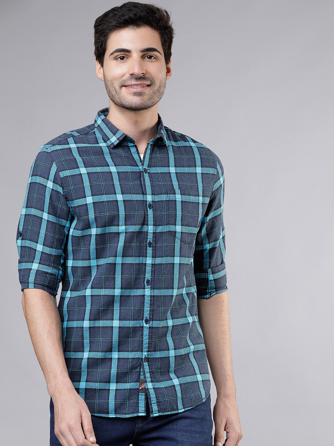 

LOCOMOTIVE Men Blue & Grey Slim Fit Checked Casual Shirt