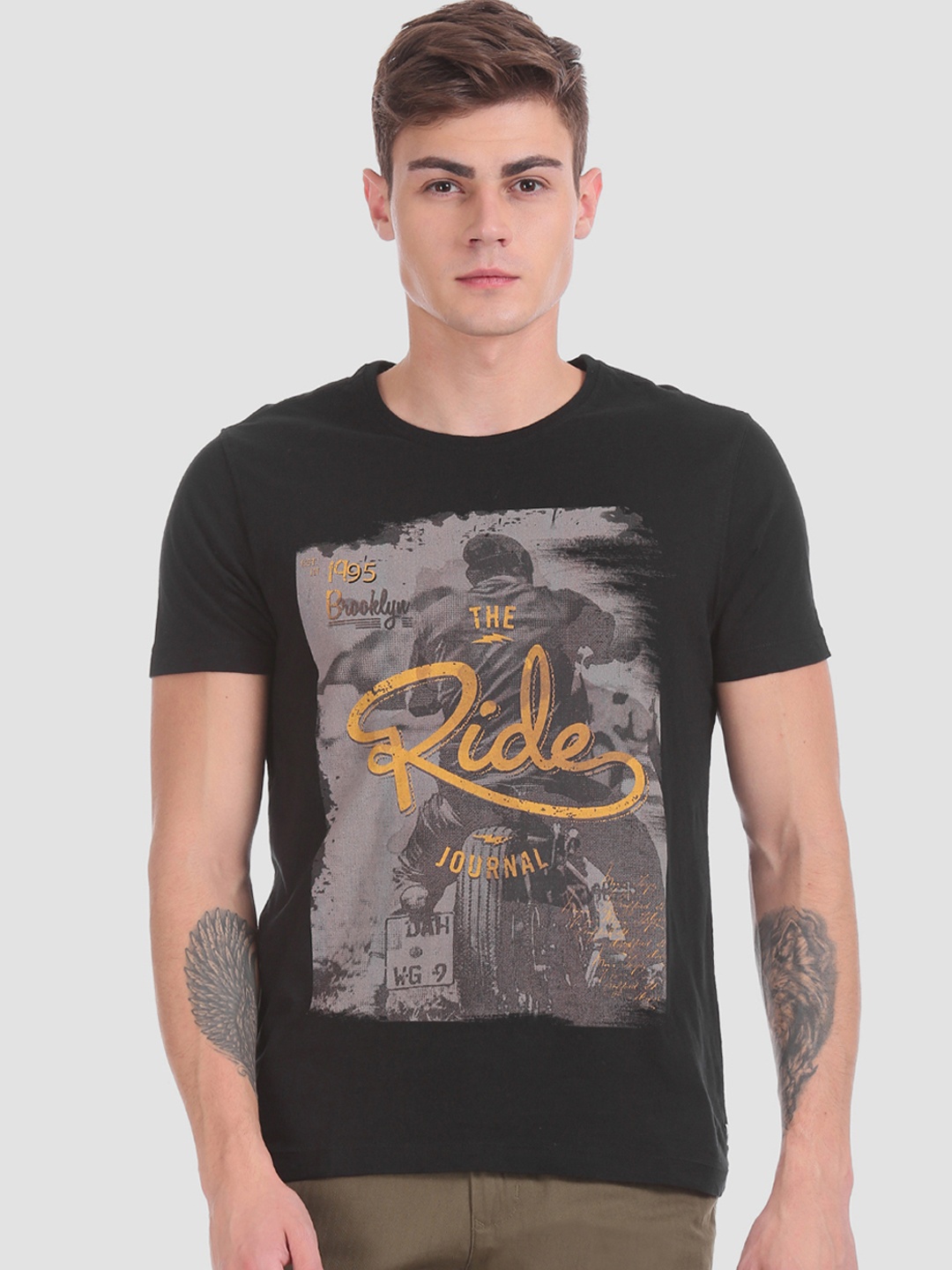 

RUF TUF Men Black Printed Round Neck Pure Cotton T-shirt