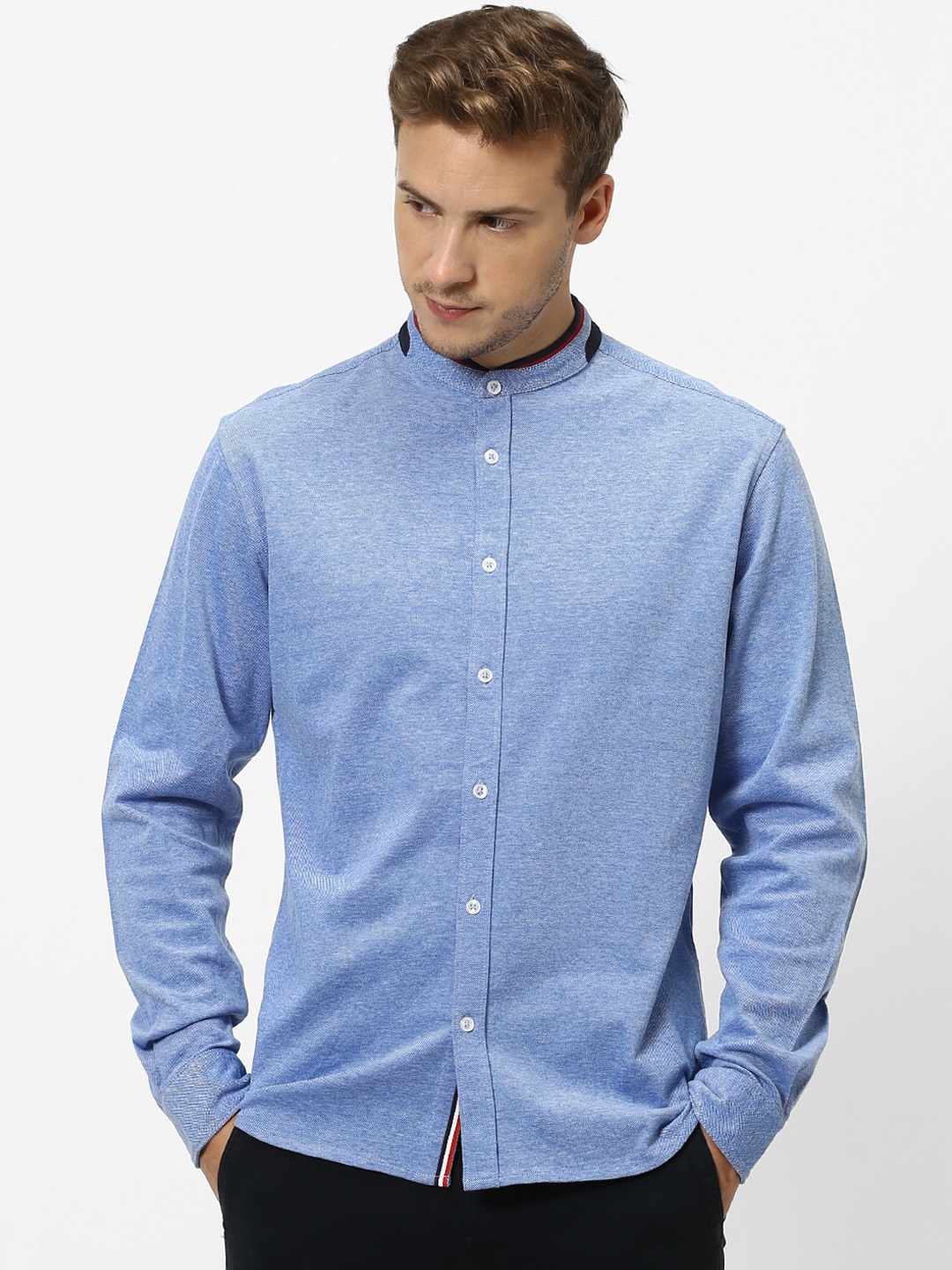 

Celio Men Blue Slim Fit Solid Casual Shirt