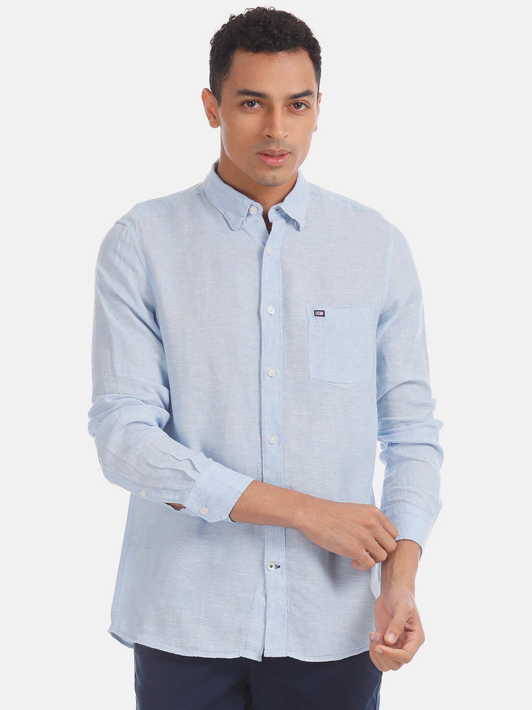 

Arrow Sport Men Blue Slim Fit Solid Casual Shirt