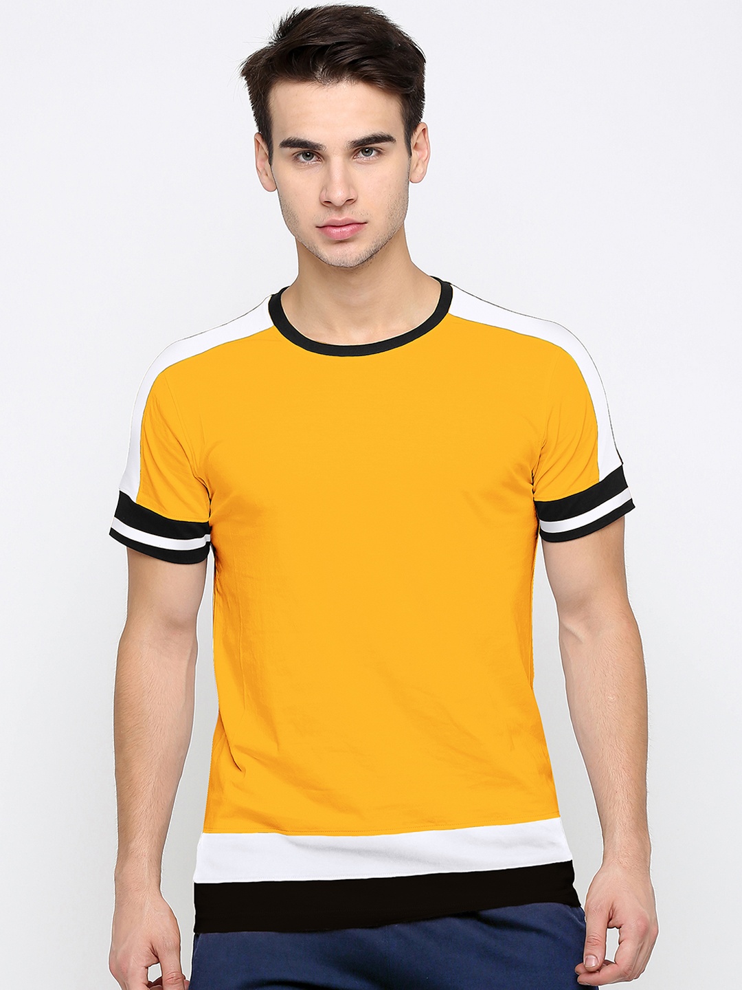 

Maniac Men Yellow & White Colourblocked Round Neck T-shirt