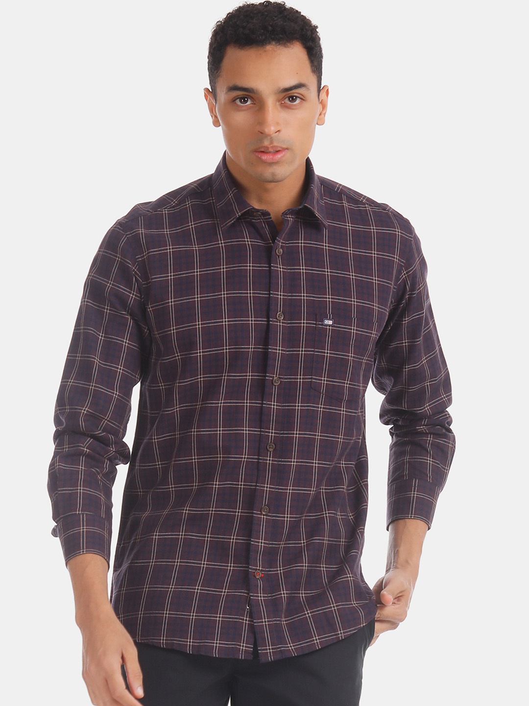 

Arrow Sport Men Purple & Navy Blue Regular Fit Checked Casual Shirt