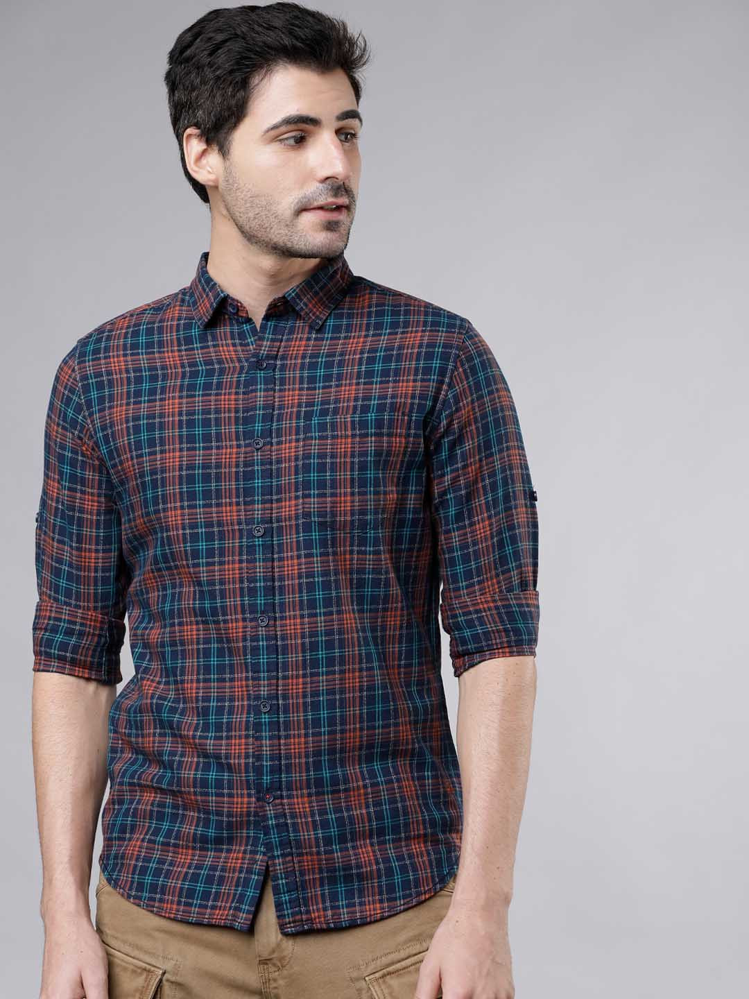 

LOCOMOTIVE Men Navy Blue & Orange Slim Fit Checked Casual Shirt