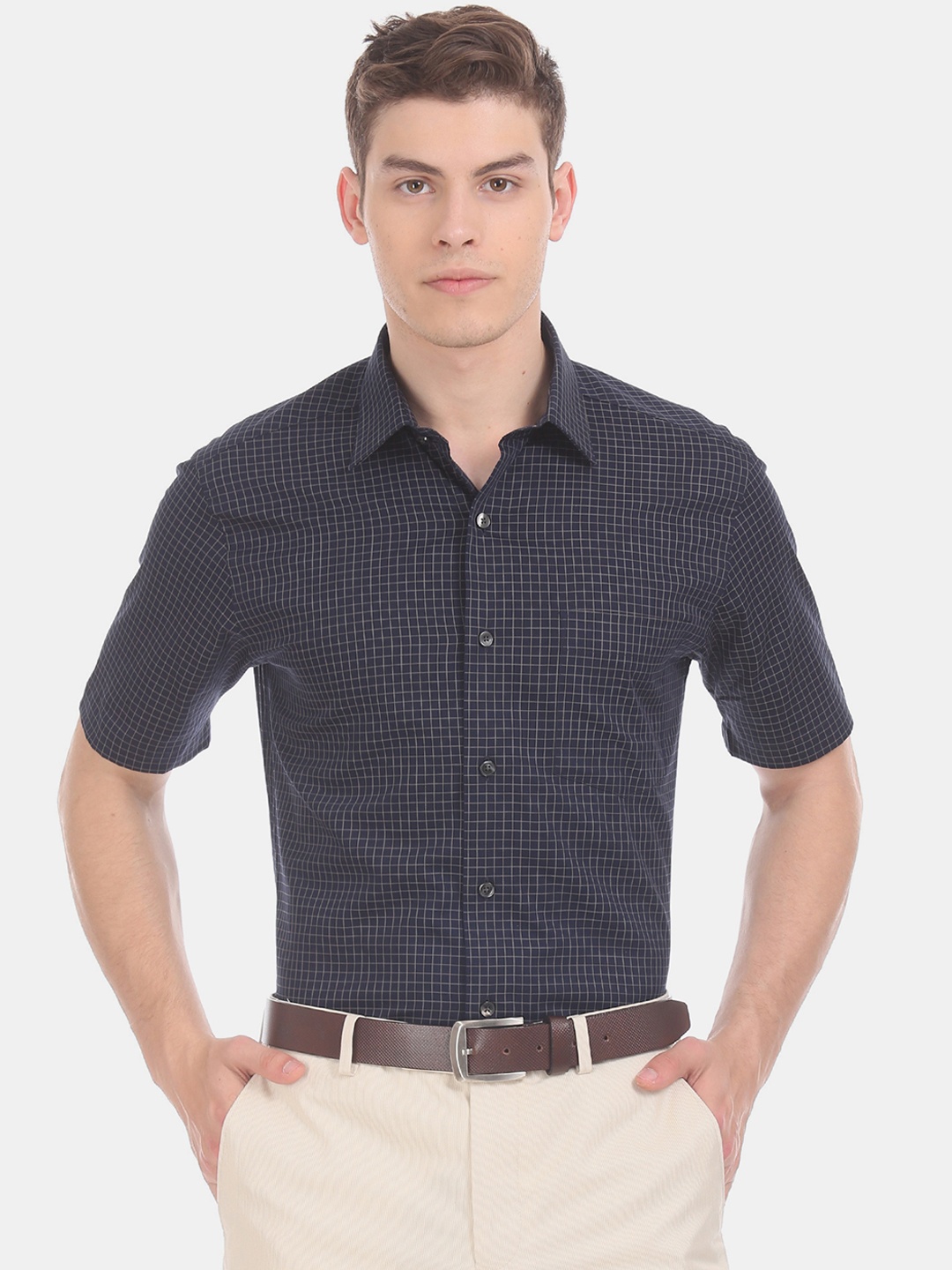 

Arrow Men Blue & White Regular Fit Checked Formal Shirt