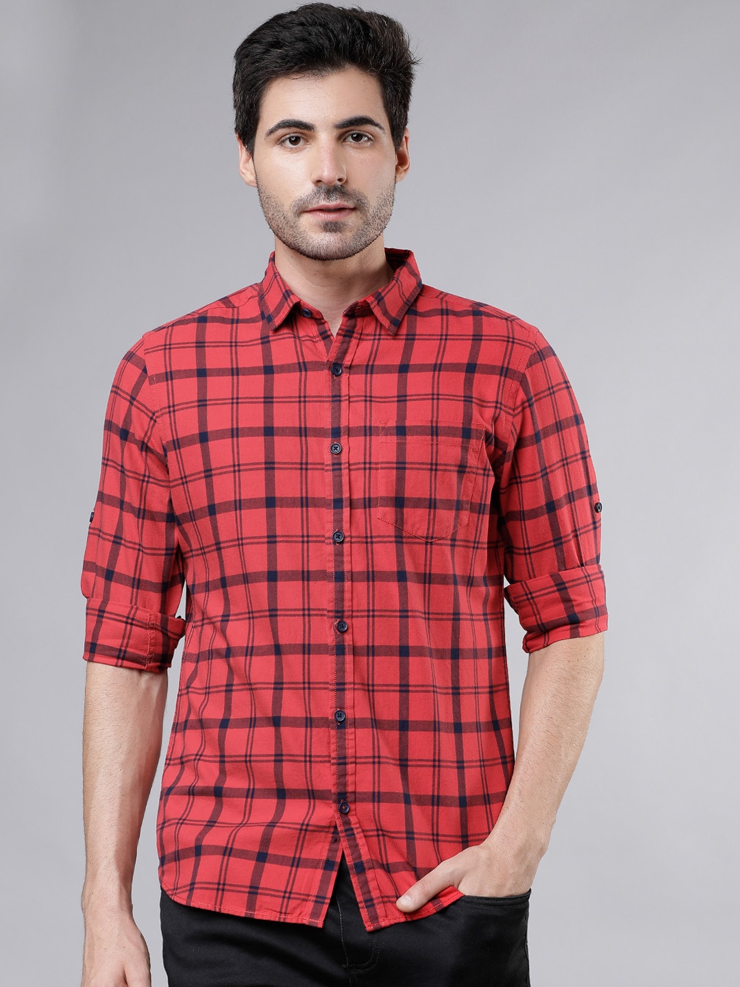 

LOCOMOTIVE Men Red & Navy Blue Slim Fit Checked Casual Shirt