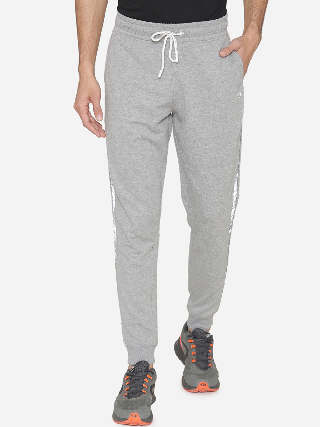 

ManQ CASUAL Men Grey Melange Solid Joggers