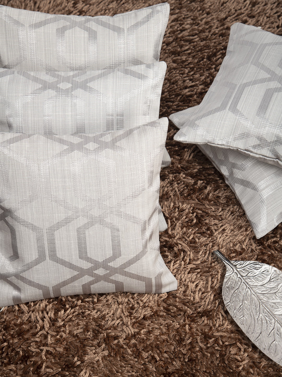 

HOUZZCODE Set of 5 Grey Geometric Square Cushion Covers