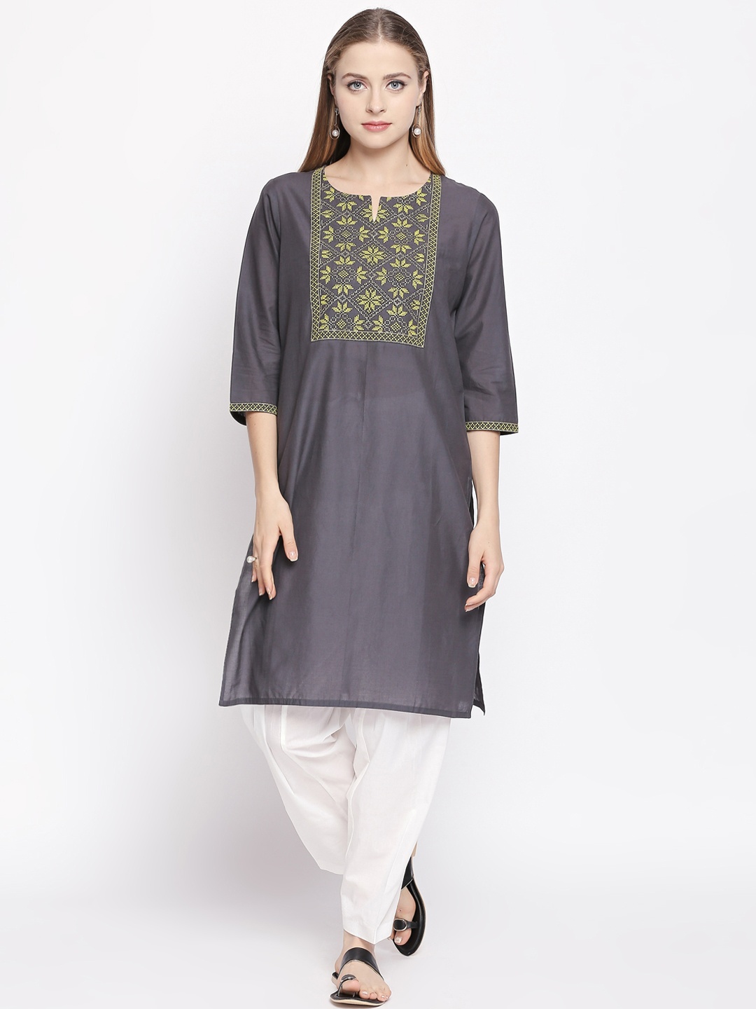 

RANGMANCH BY PANTALOONS Women Grey Embroidered Straight Kurta