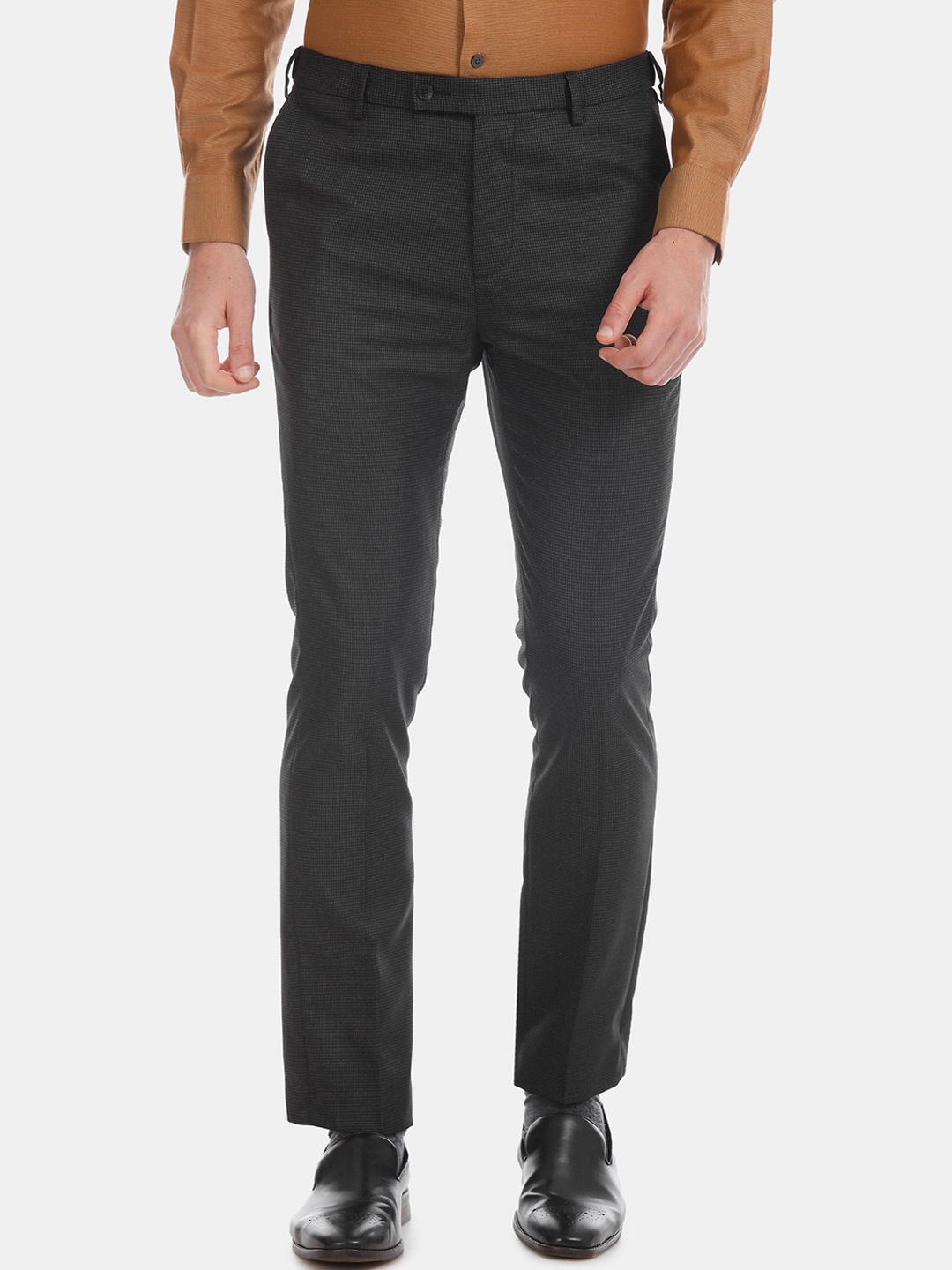

Arrow Men Black Tapered Fit Checked Formal Trousers