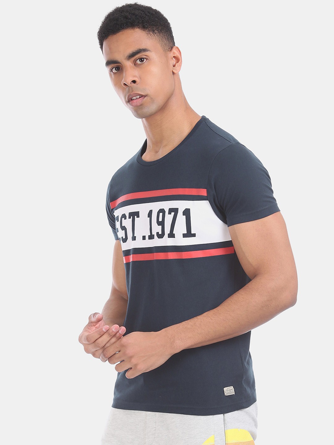 

Ed Hardy Men Navy Blue & White Printed Round Neck T-shirt