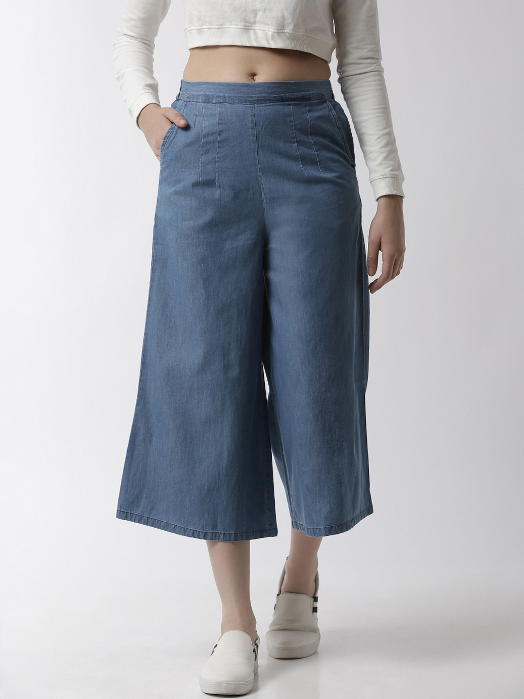 

De Moza Women Blue Loose Fit Solid Culottes