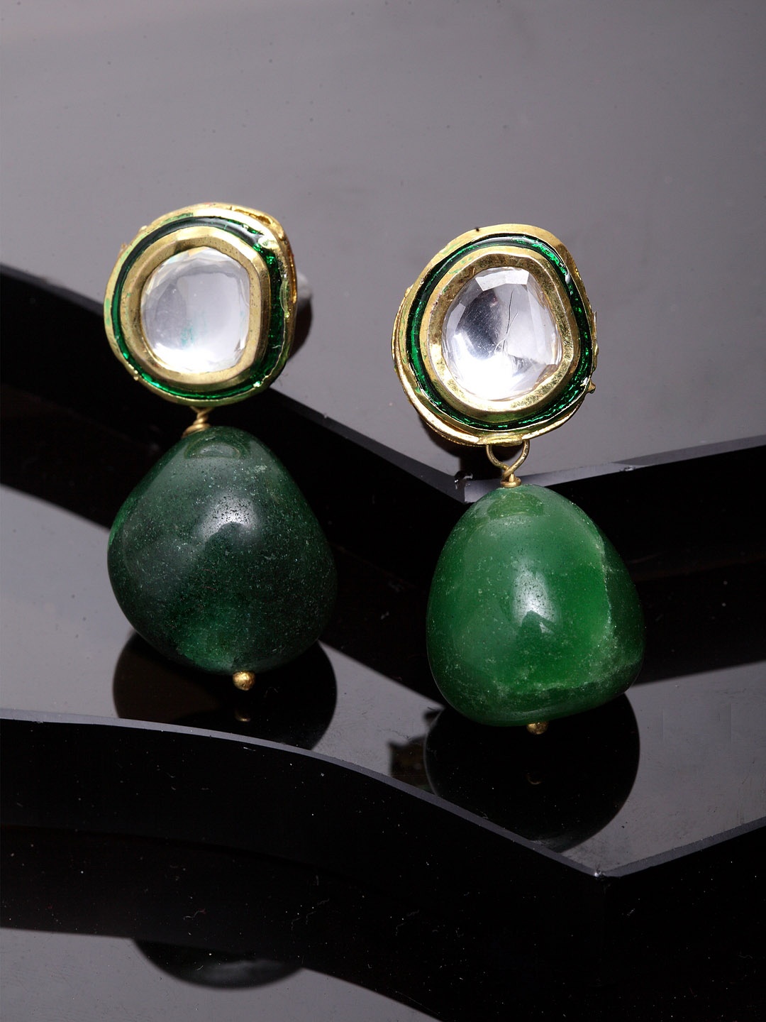 

DUGRISTYLE Gold-Plated Green Kundan Studded Geometric Drop Earrings