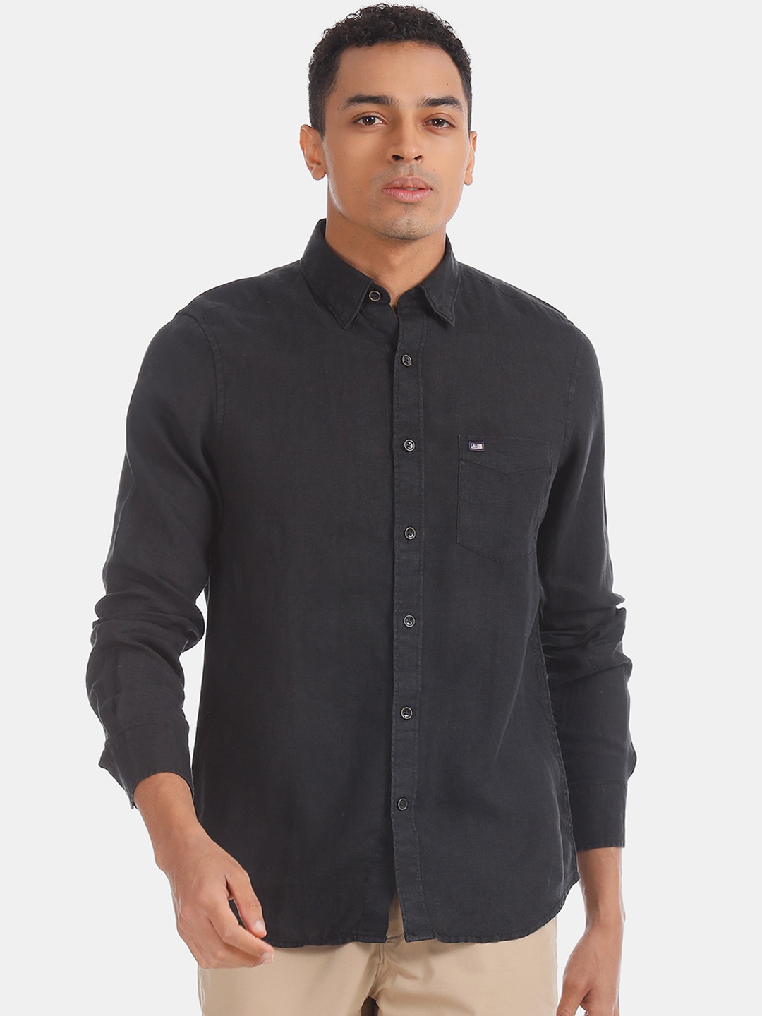 

Arrow Sport Men Black Slim Fit Solid Casual Pure Linen Shirt