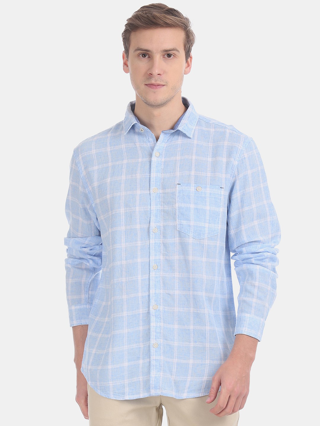 

Cherokee Men Blue Regular Fit Checked Casual Shirt